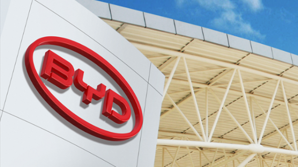 万通配资 比亚迪拟投入智能化1000亿元，旗下仰望推新款SUV