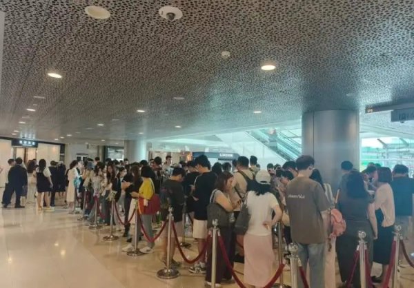 中金财富 女子洗金手镯，竟被洗掉5克黄金！怎么发生的？